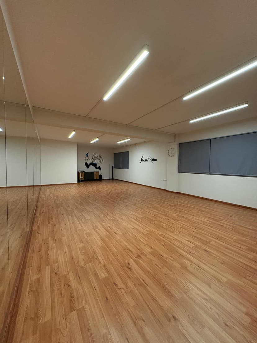 Dance Studio Space - Vertical